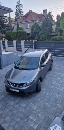 Nissan Qashqai cena 59900 przebieg: 79300, rok produkcji 2016 z Poznań małe 29